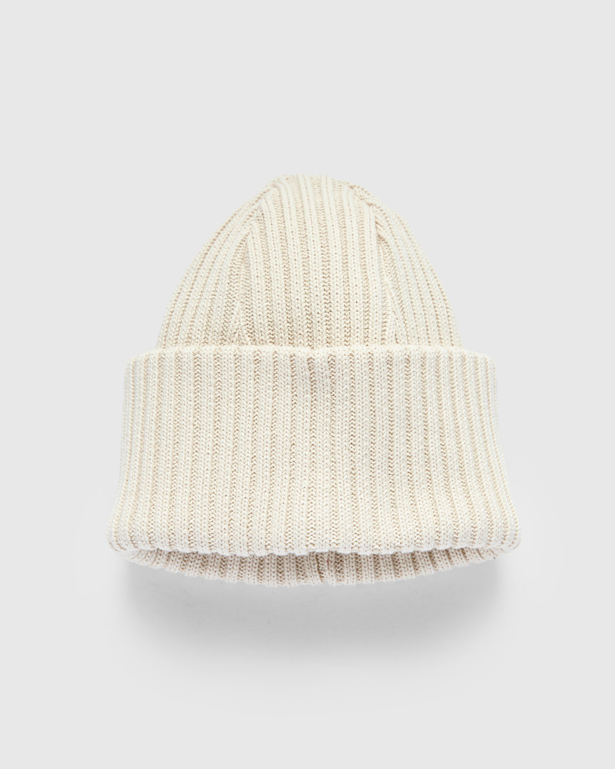 NEW CLOSED knitted hat in ecru Merino Wool Rib Short Beanie, Ecru | Uniform Standard main image 3