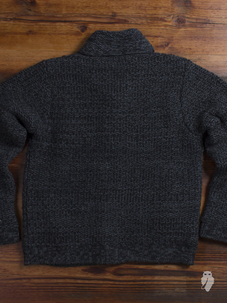 Owl in Cable Charcoal Knit – Cardigan Cowichan\