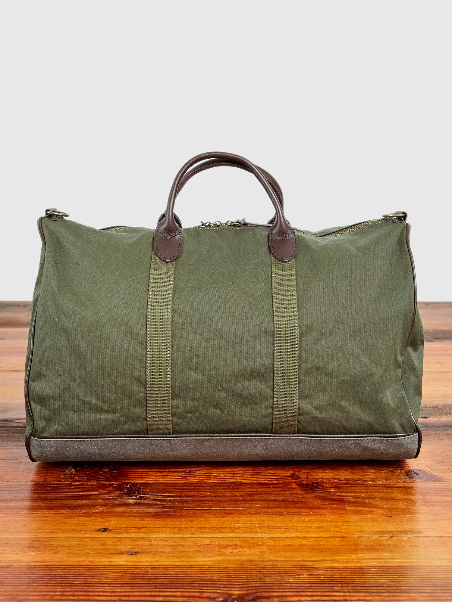 バッグ ch!iiibag Boston green Boston Bag in Khaki Green – Blue Owl Workshop