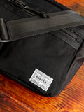 "Switch" Shoulder Bag (S) in Black