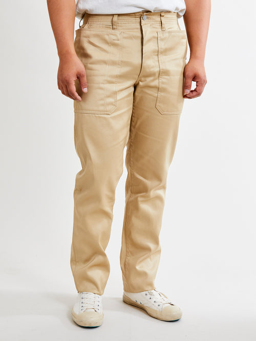 Fall Leaf Sprayer Pants in Beige Chino