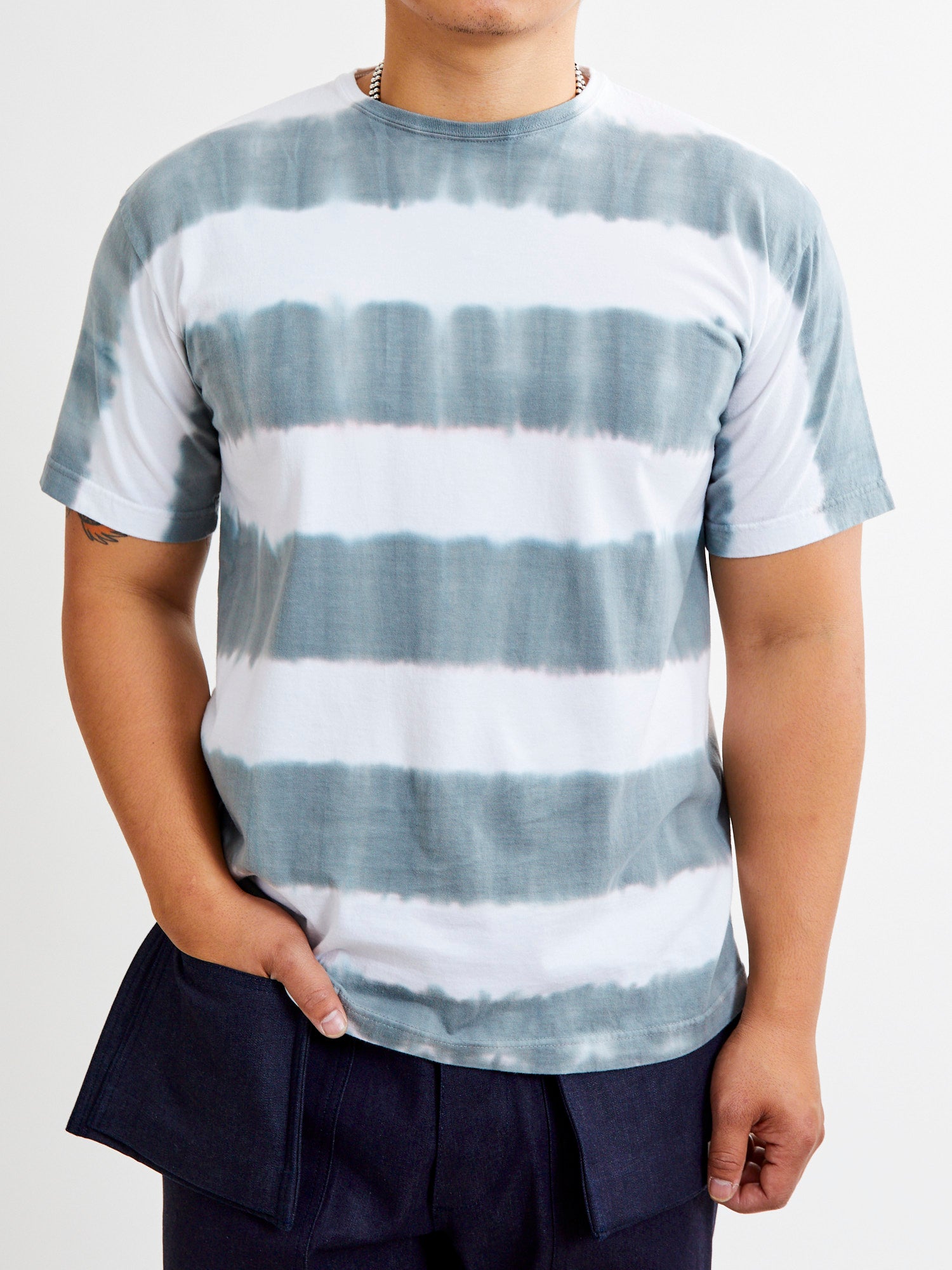Stratum Tie-Dye Border T-Shirt in Grey – Blue Owl Workshop