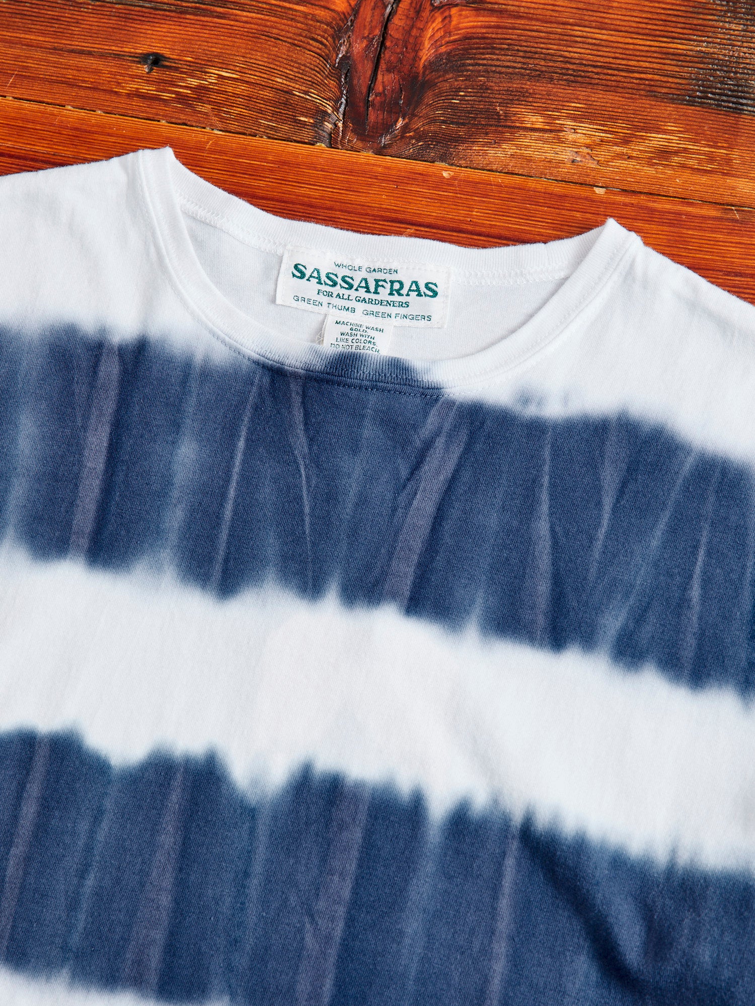 Stratum Tie-Dye Border T-Shirt in Navy – Blue Owl Workshop