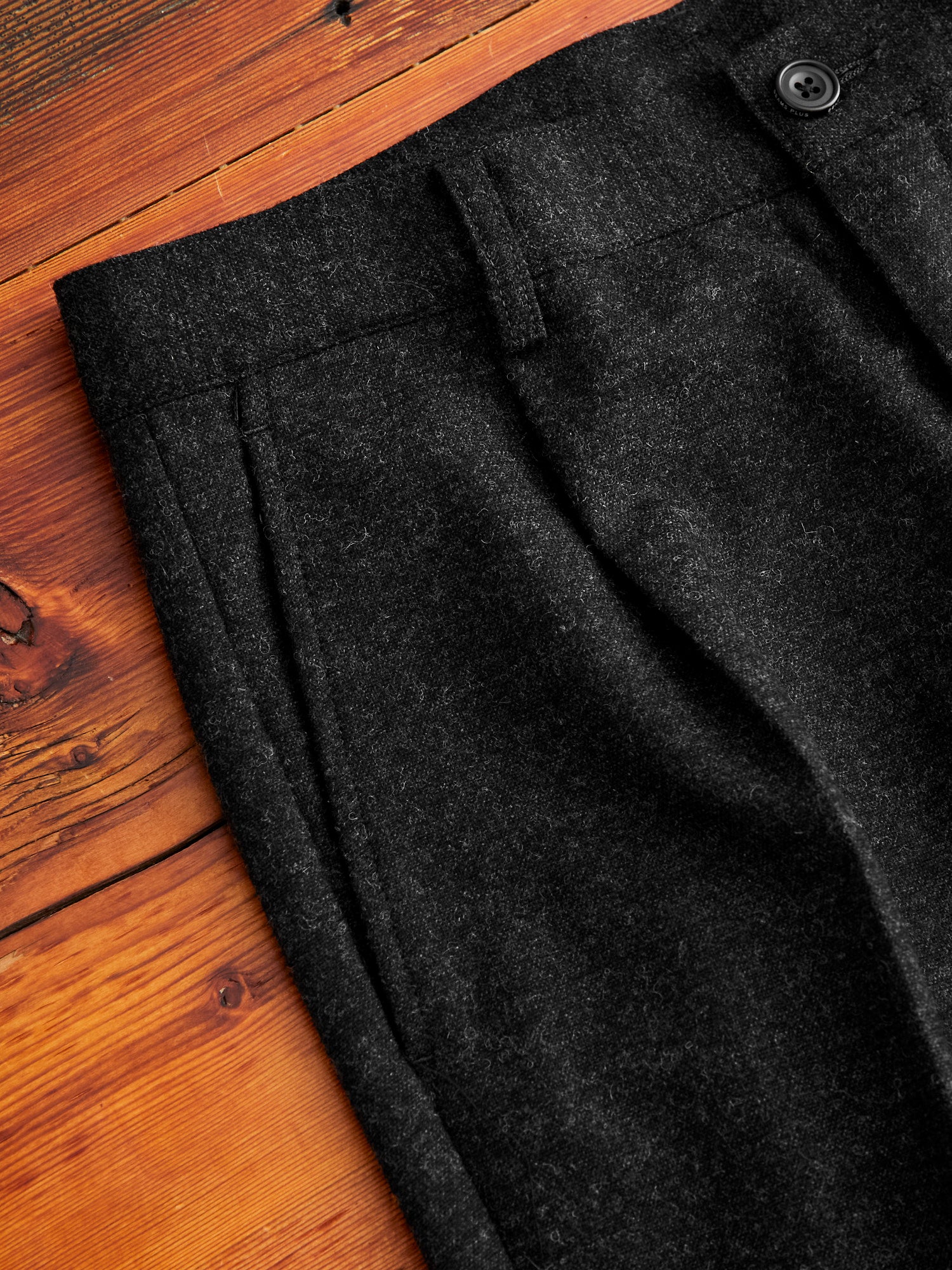 1-Pleat Wool Cashmere Trouser in Charcoal – Blue Owl Workshop