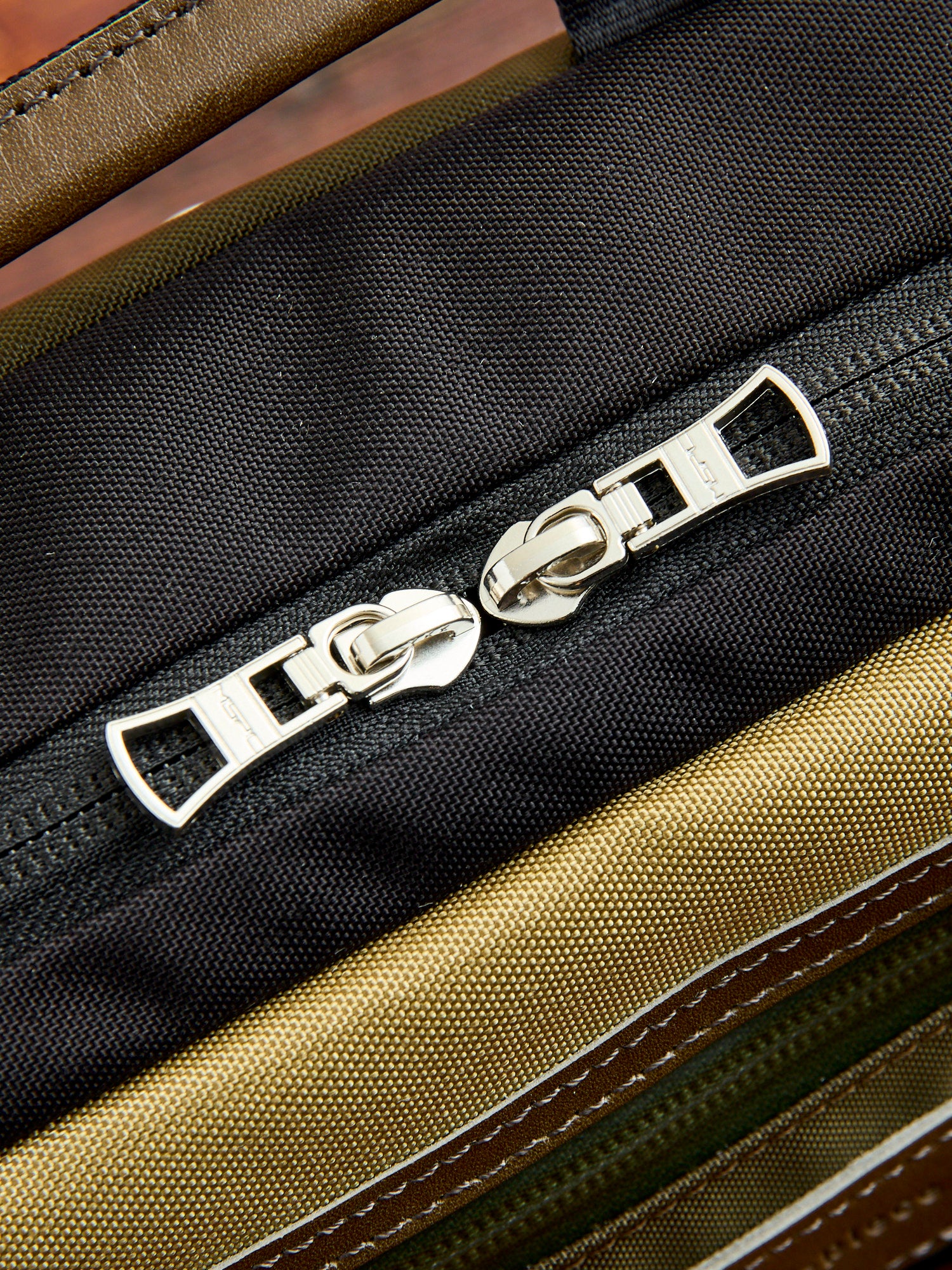 Potential V3 Shoulder Bag in Olive – Blue Owl Workshop
