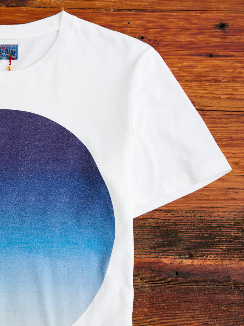 Big Circle T-Shirt in Blue Gradient
