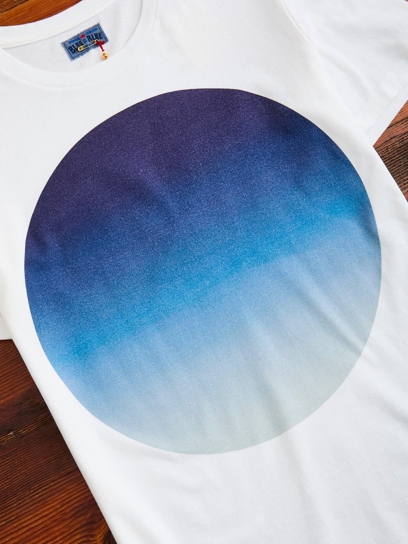 Big Circle T-Shirt in Blue Gradient