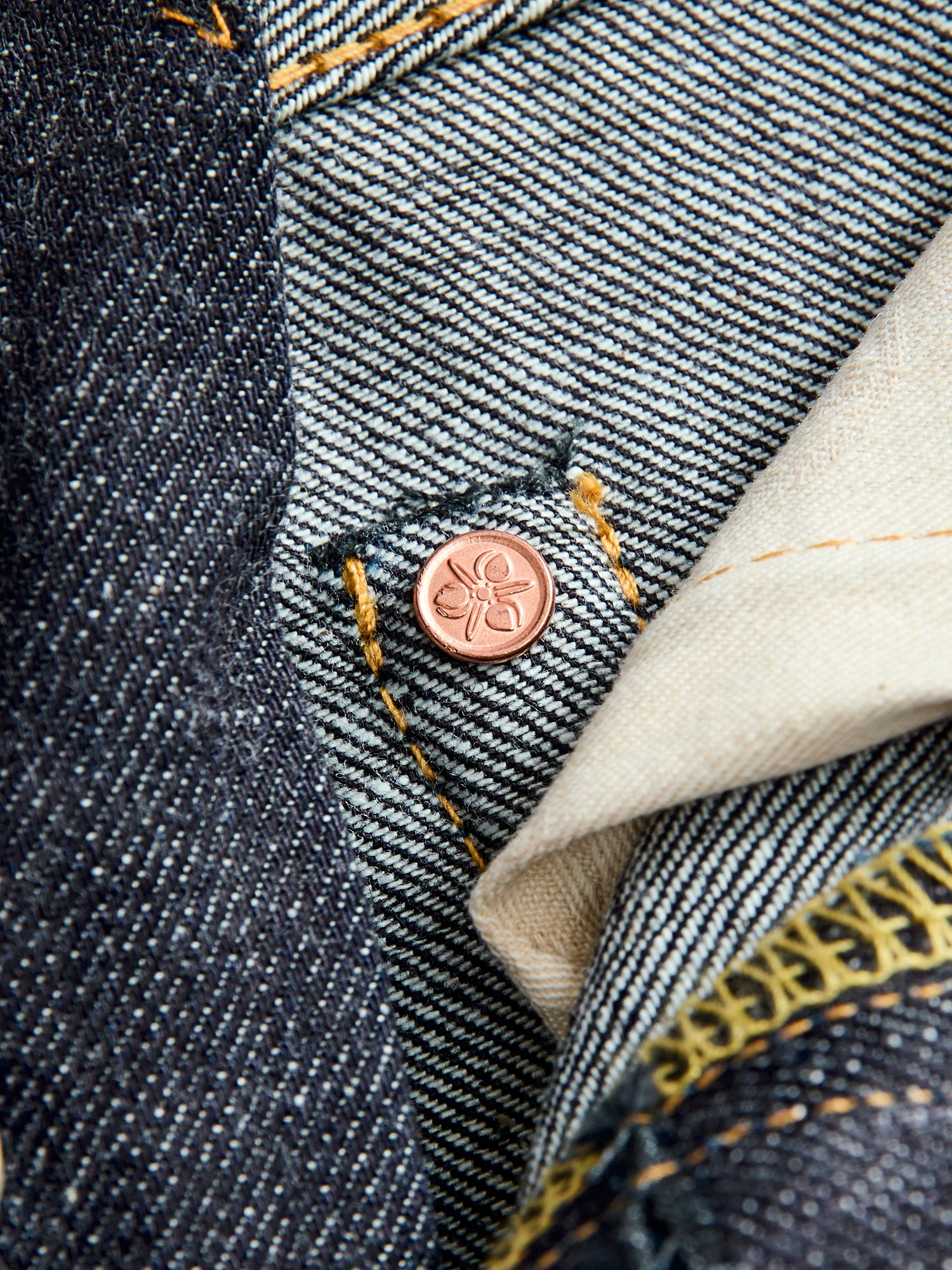 jo0513ページ 2024_05_Product_Momotaro_0405-