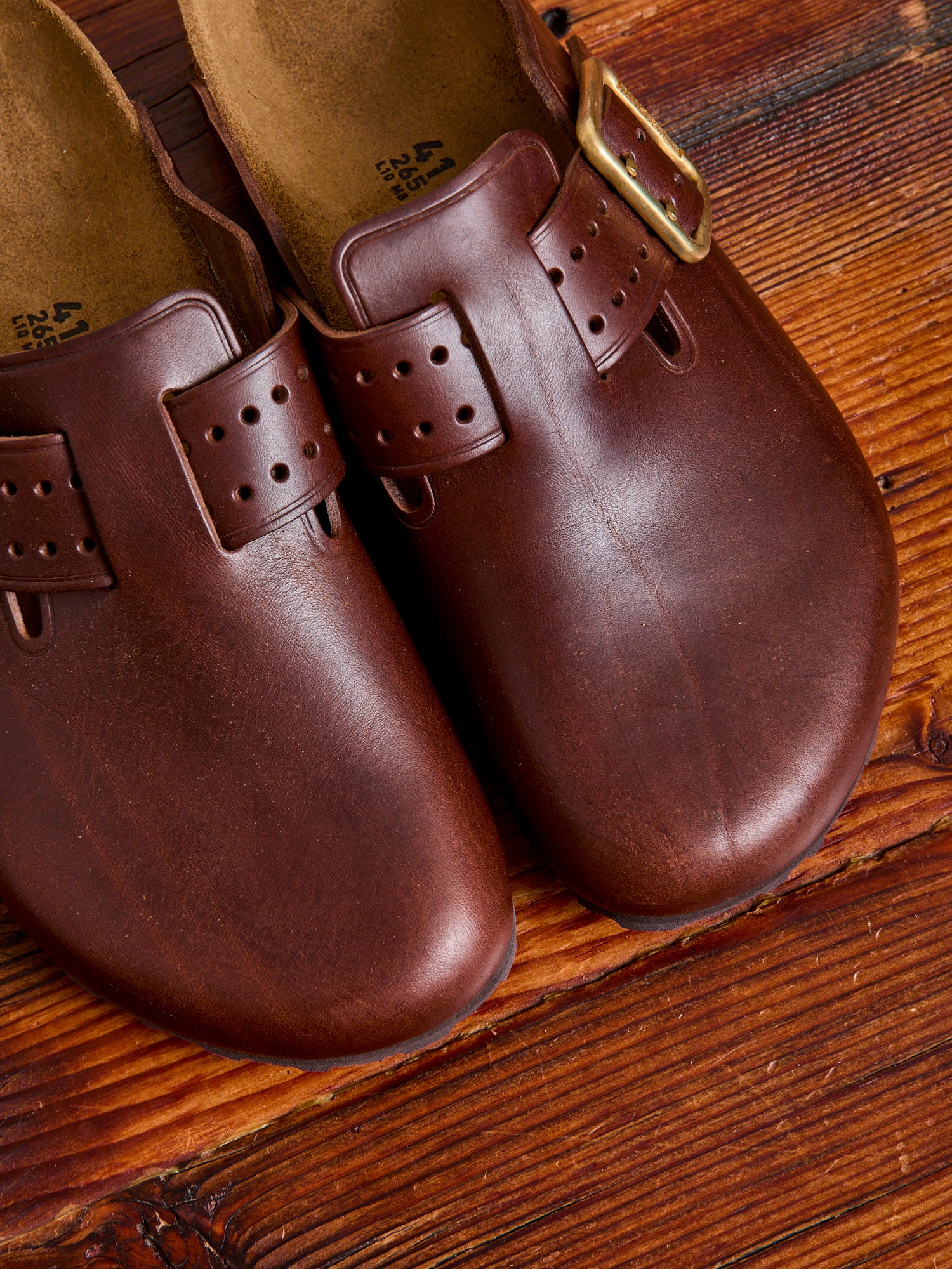 Boston Bold Clog in Roast – Blue Owl Workshop