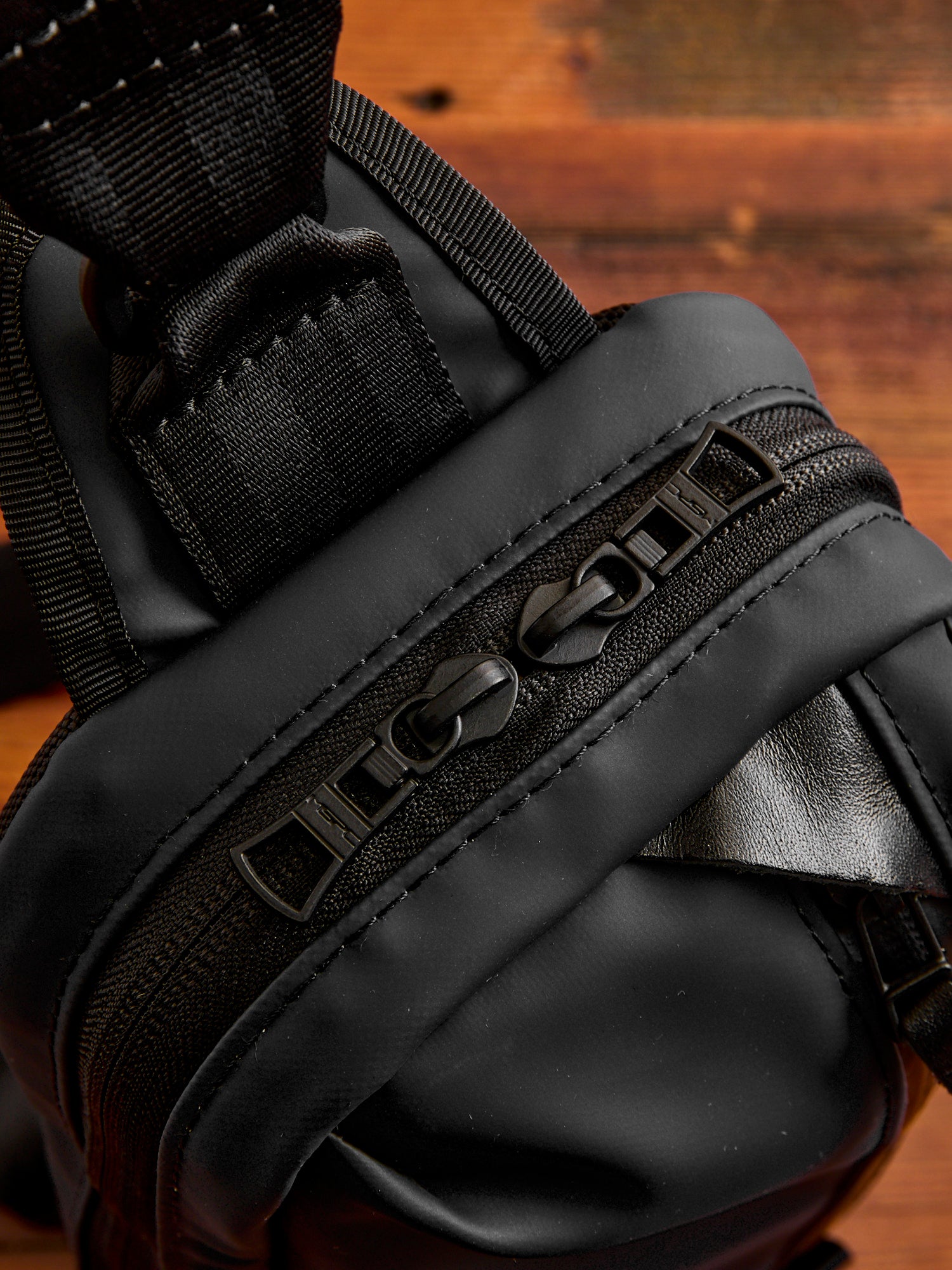 Slick Sling Bag in Black – Blue Owl Workshop
