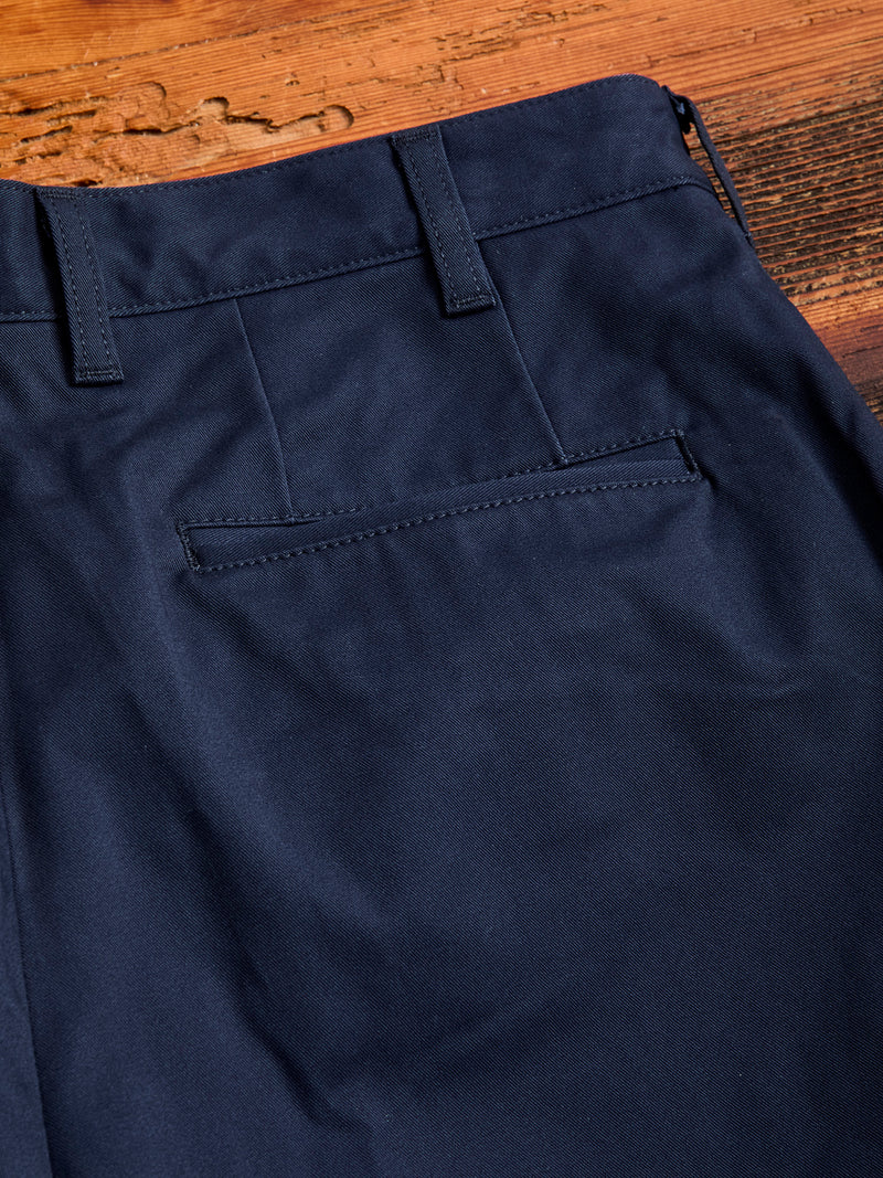 2-Pleat Twill Trousers in Navy