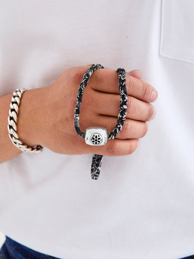 Raised Rosette Pooka Necklace in Sterling Silver