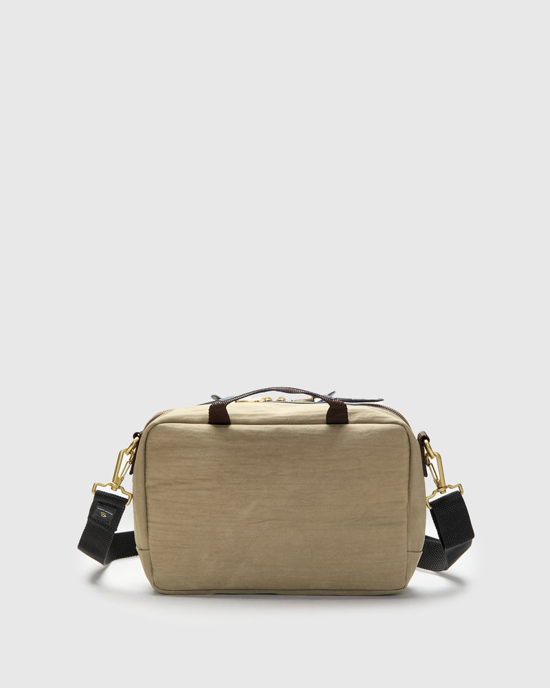 Link Shoulder Bag v2 in Beige