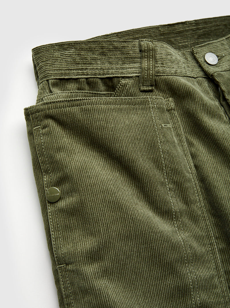 Fall Leaf Gardener Pants in Olive 14W Corduroy