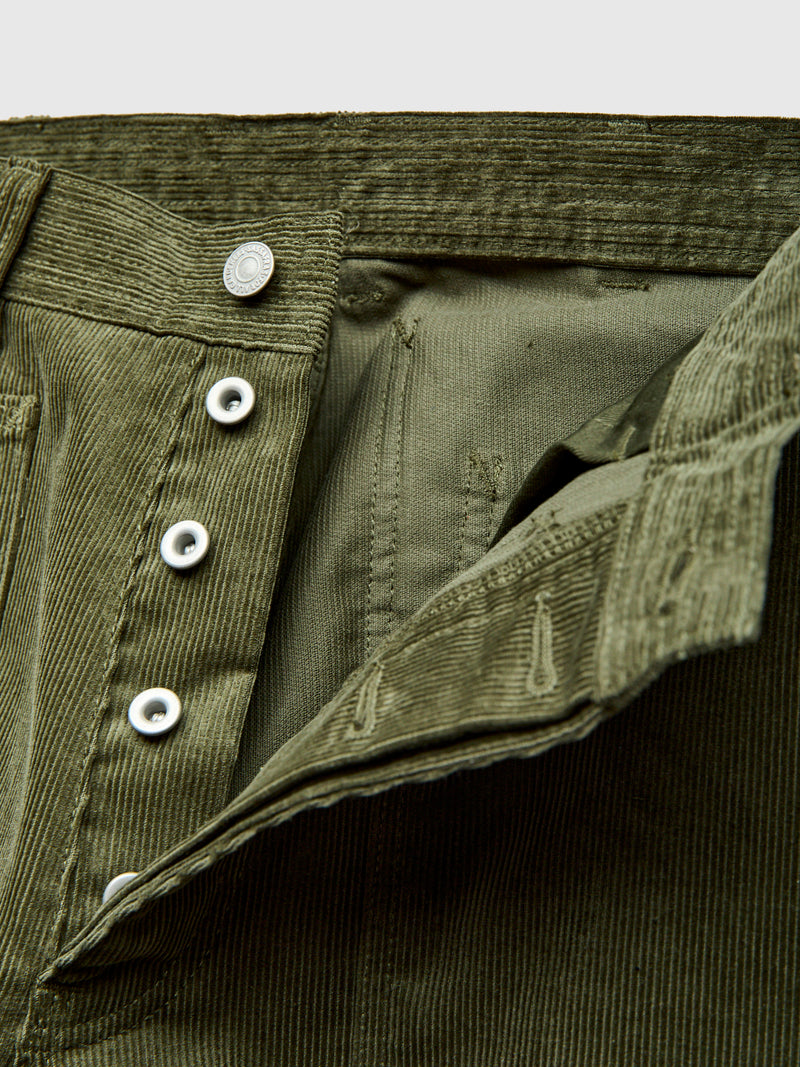 Fall Leaf Gardener Pants in Olive 14W Corduroy