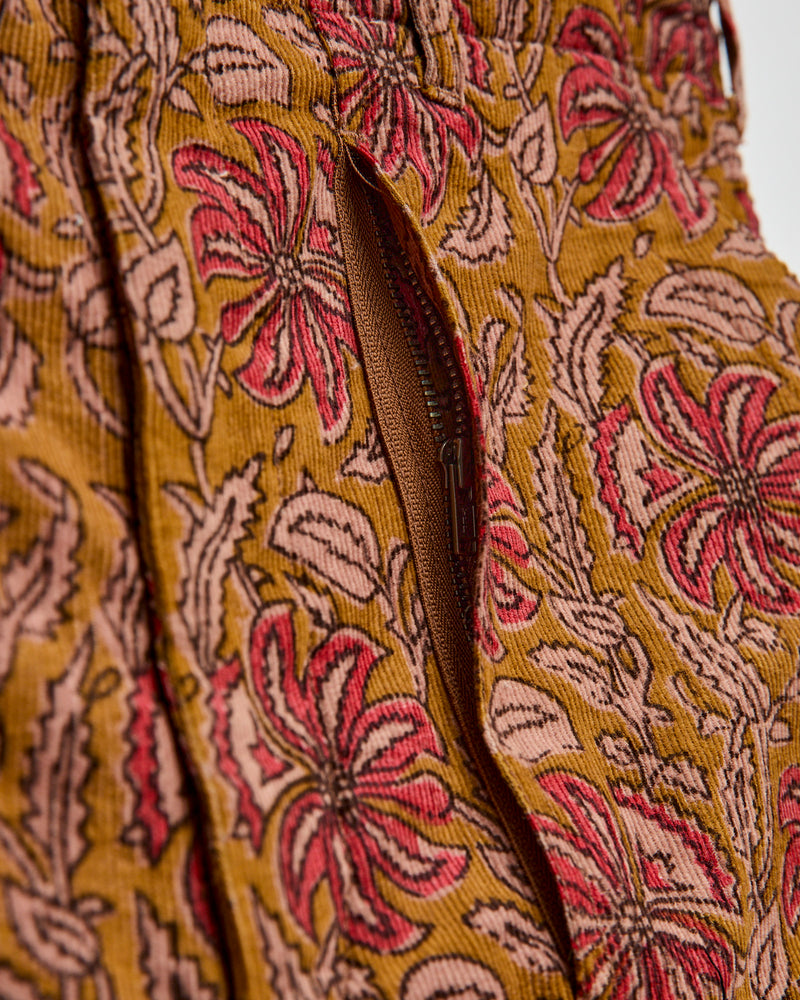 Fatigue Shorts in Khaki Floral Corduroy