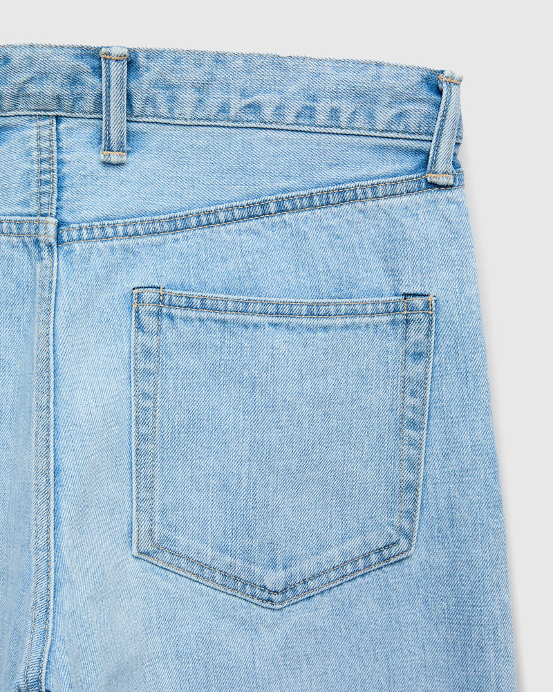 "Worn Out" Selvedge Denim in Straight Fit