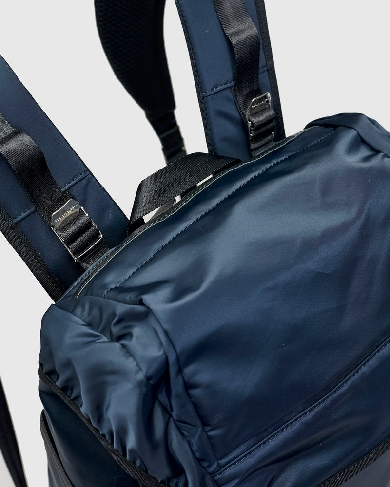 Lightning V2 Backpack in Navy