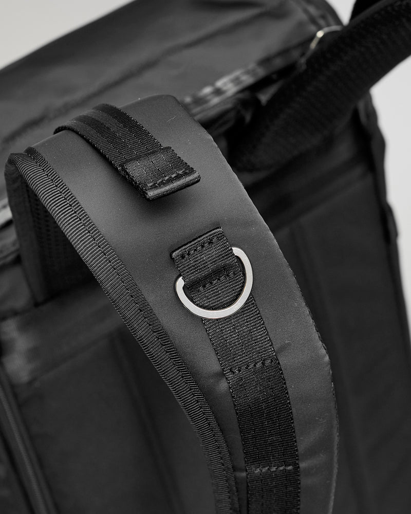 Lightning V2 Backpack in Black