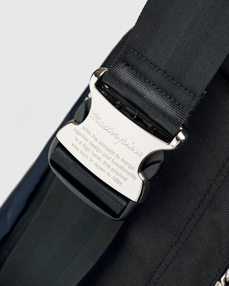 Lightning V2 Shoulder Sling Bag in Navy