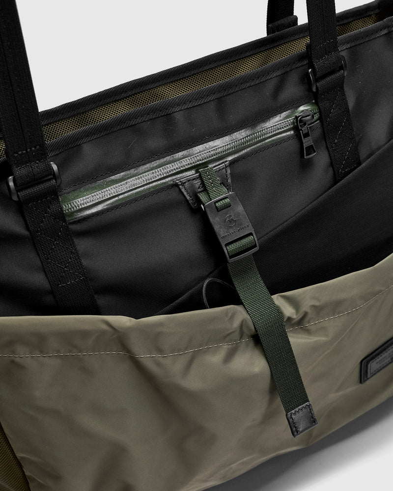 Scramble 2way Tote Bag in Khaki