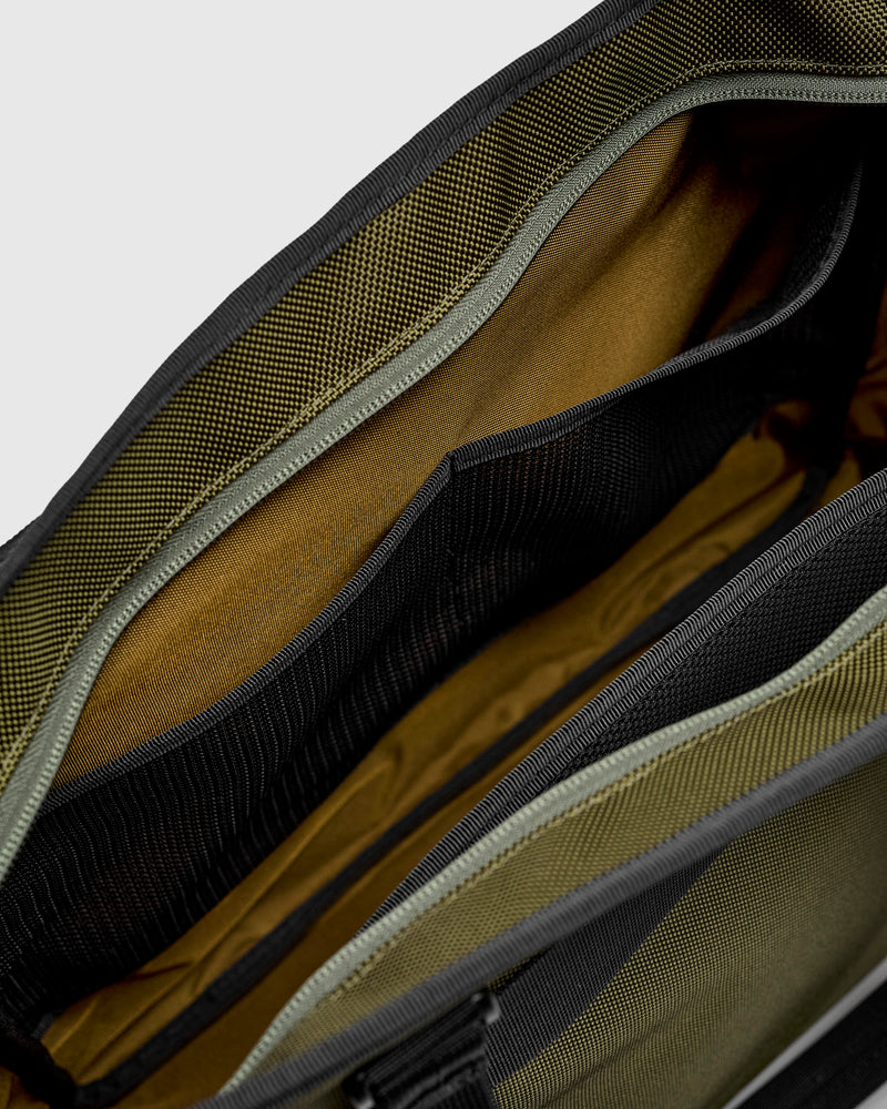 Scramble 2way Tote Bag in Khaki