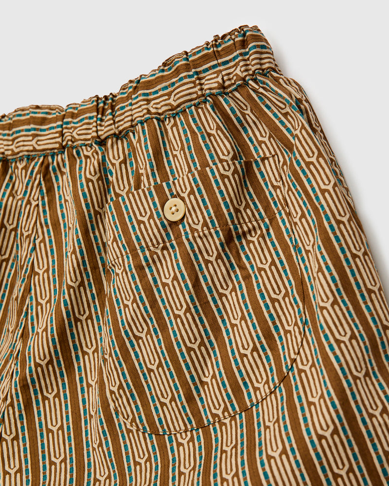 Dobby Easy Shorts in Brown