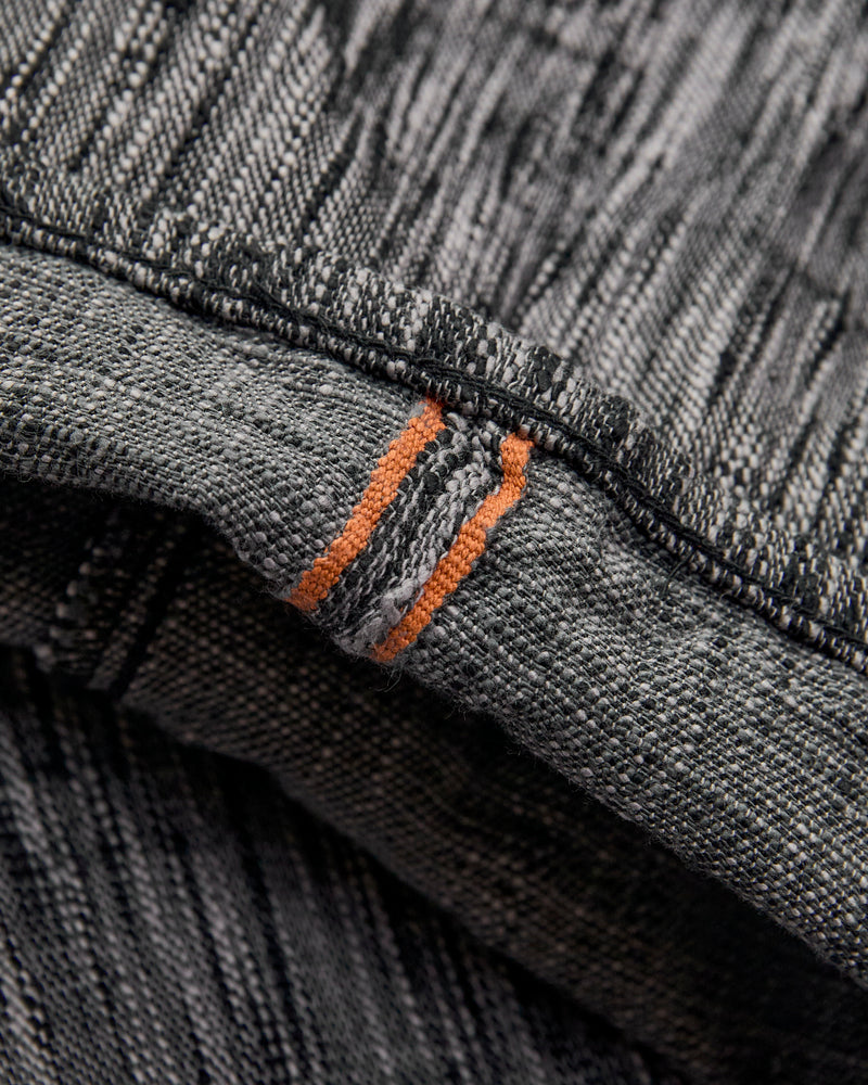 "Black Grey Skein Dyeing" 15oz Grey Selvedge Denim - Slim Straight Fit