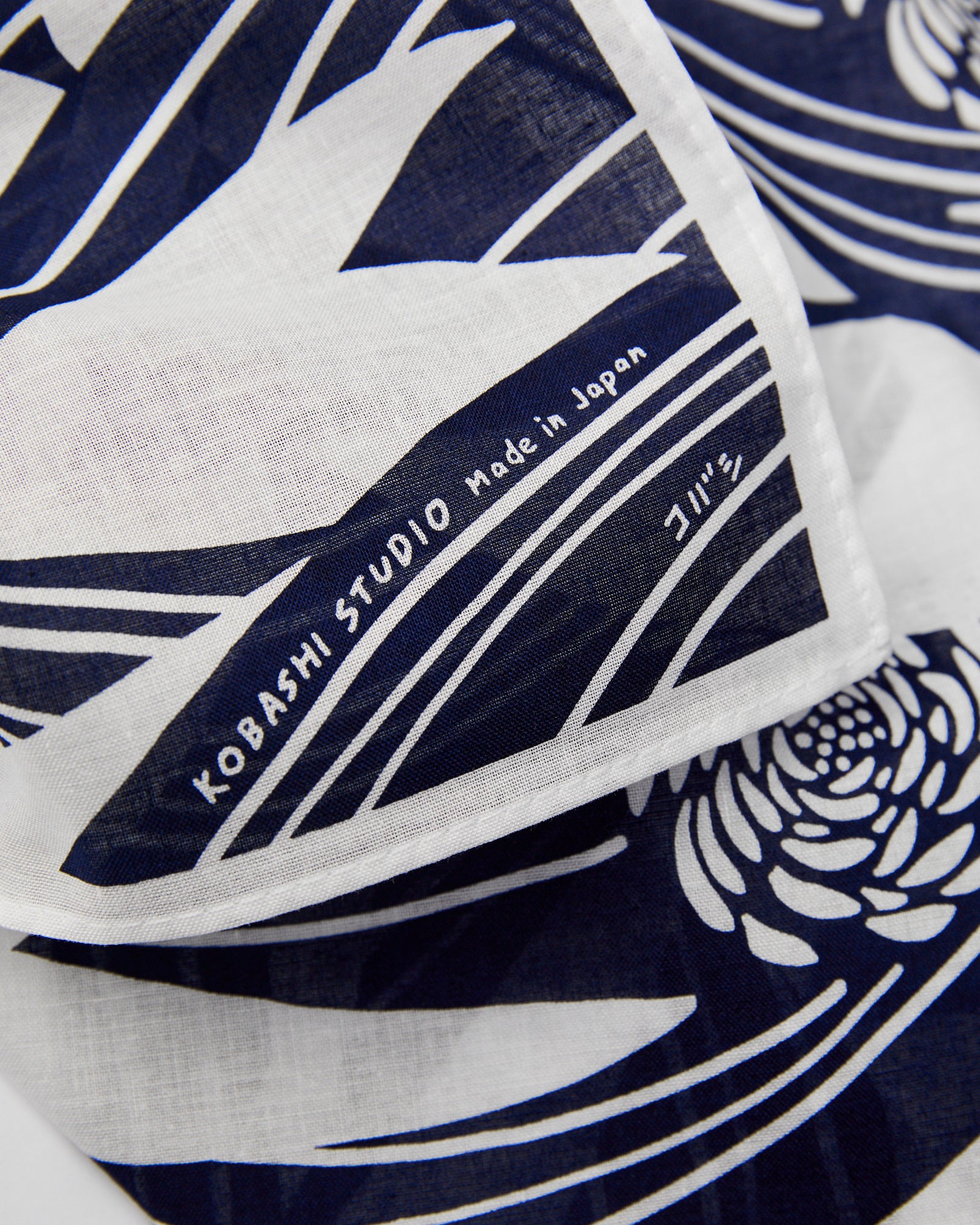 Kiku-Sui Bandana in Navy – Blue Owl Workshop