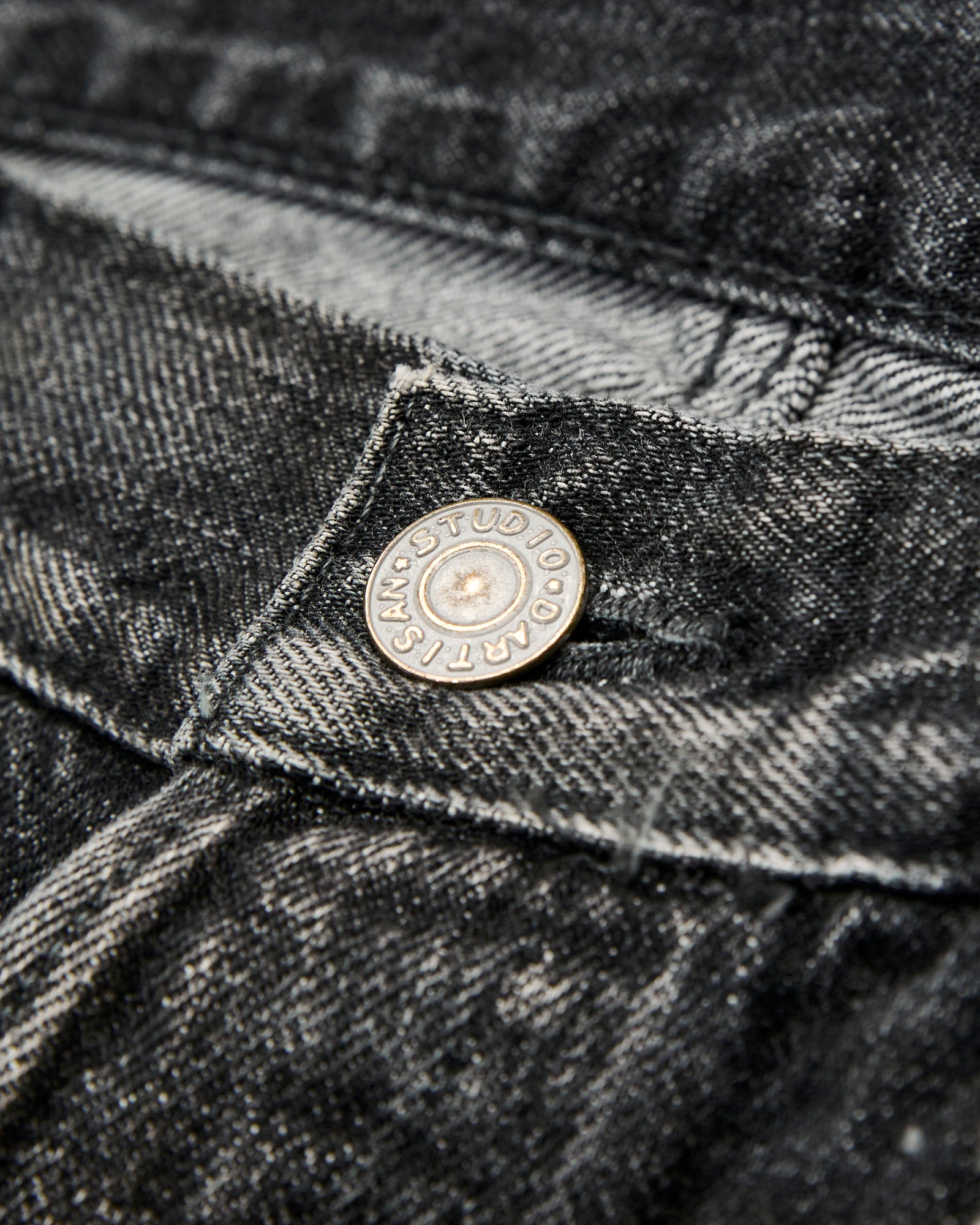 D1890UBS 13oz Washed Black Selvedge Denim - Loose Straight Fit