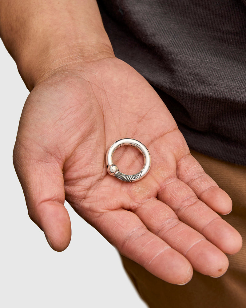 Smooth/Goosebumps Spring Ring A in Sterling Silver