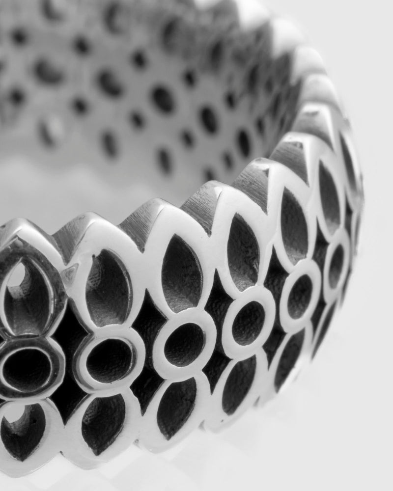 Model 25 Ring Small in Sterling Silver