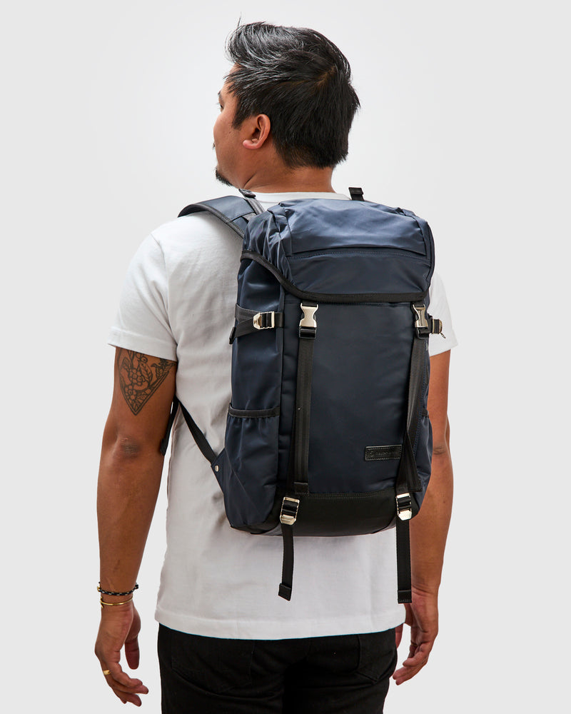 Lightning V2 Backpack in Navy