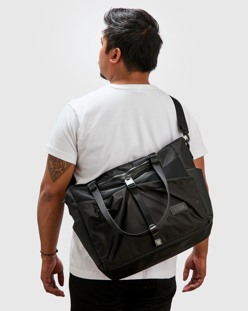 Scramble 2way Tote Bag in Black
