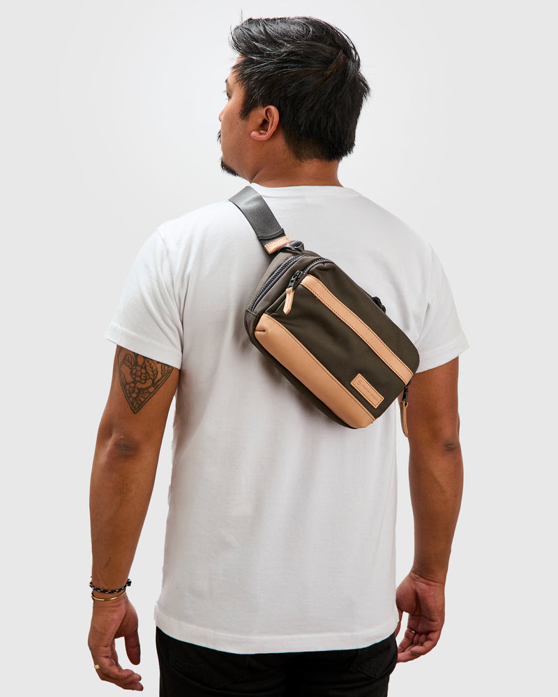 Explorer Sling Bag in Grey