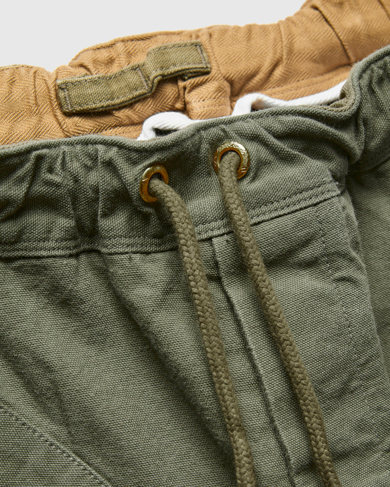 Deck Short in Olive