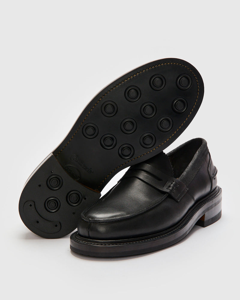 All-Season Loafer in Black "Señora"