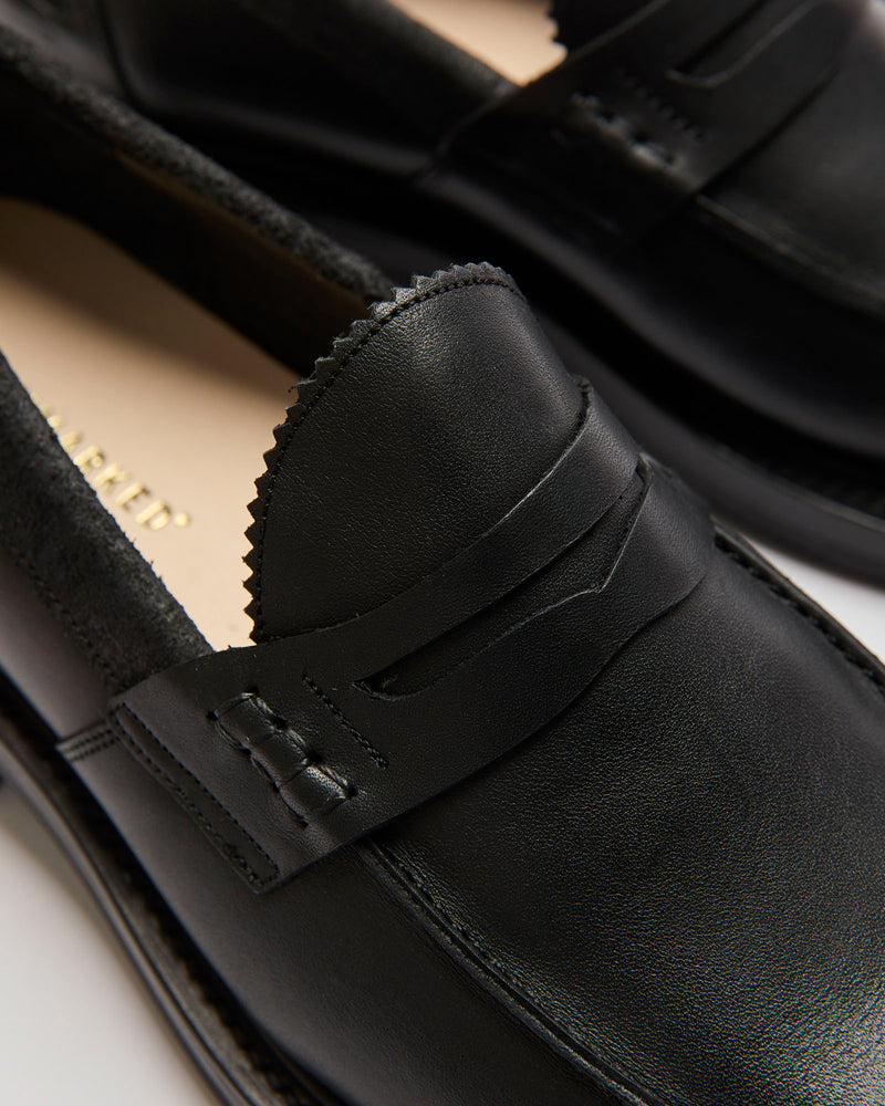 All-Season Loafer in Black "Señora"