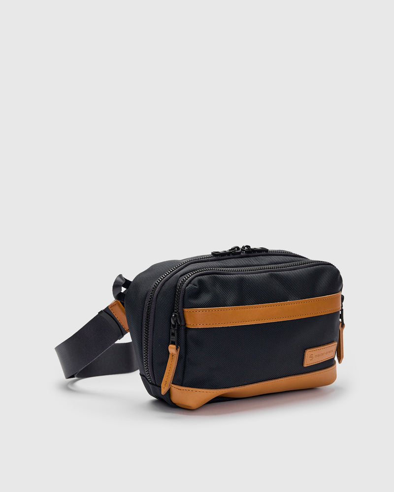 Explorer Sling Bag in Navy