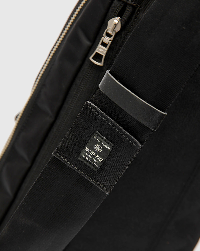 Lightning Shoulder Bag in Black