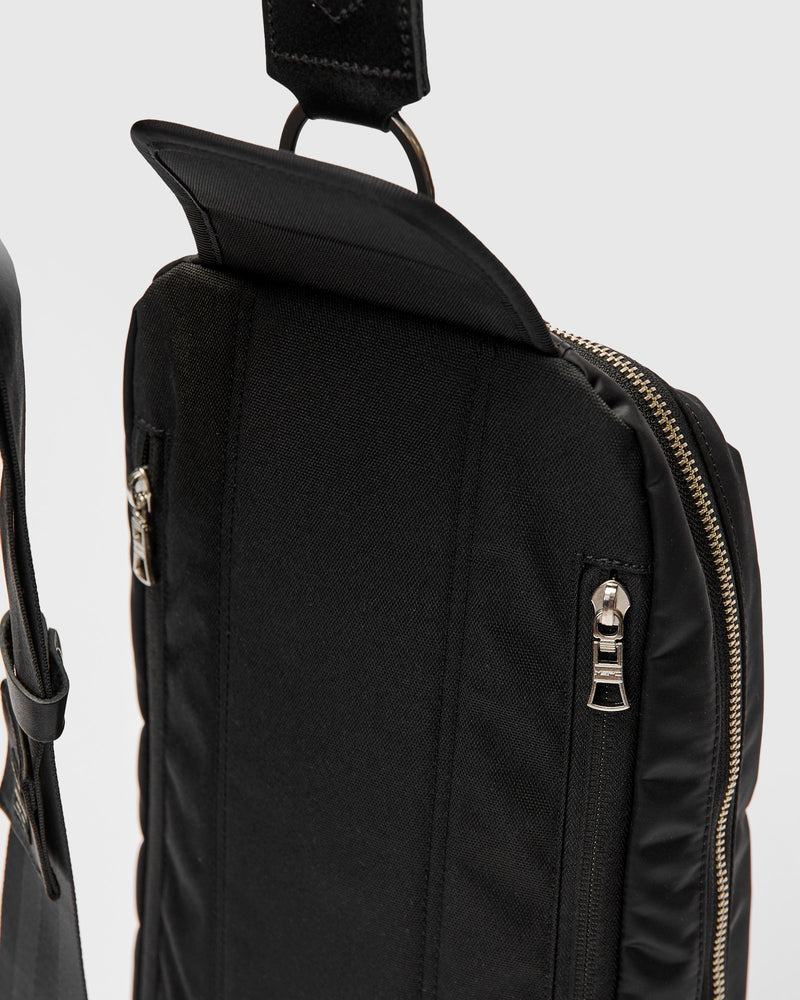Lightning Shoulder Bag in Black