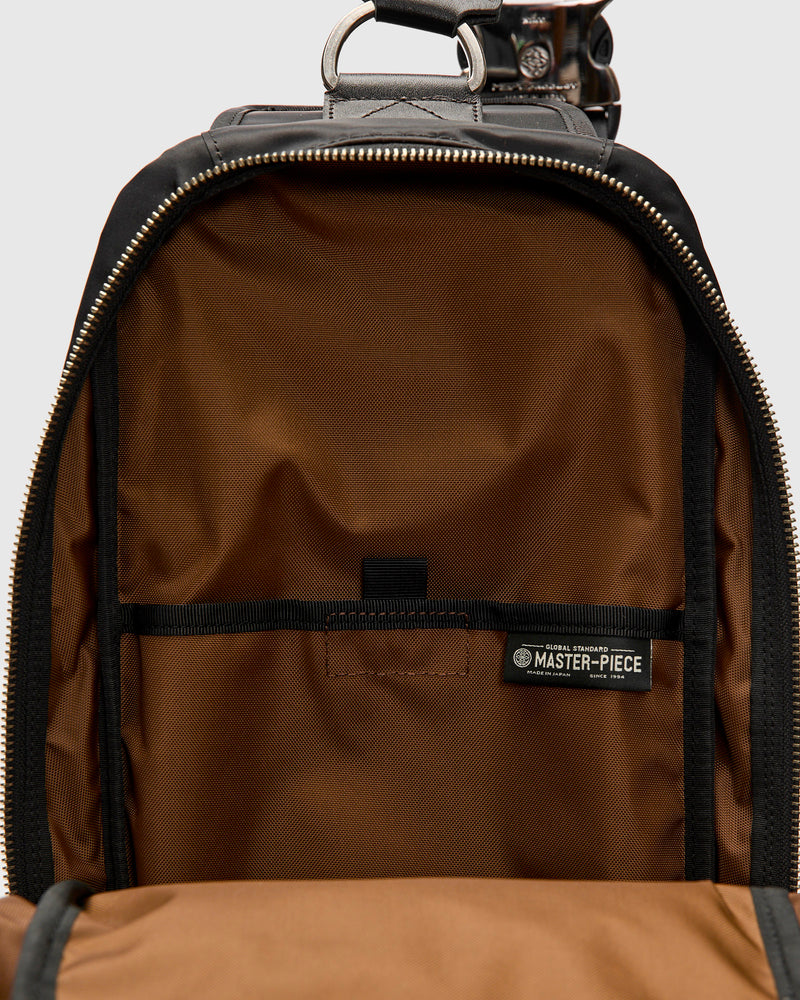 Lightning Shoulder Bag in Black