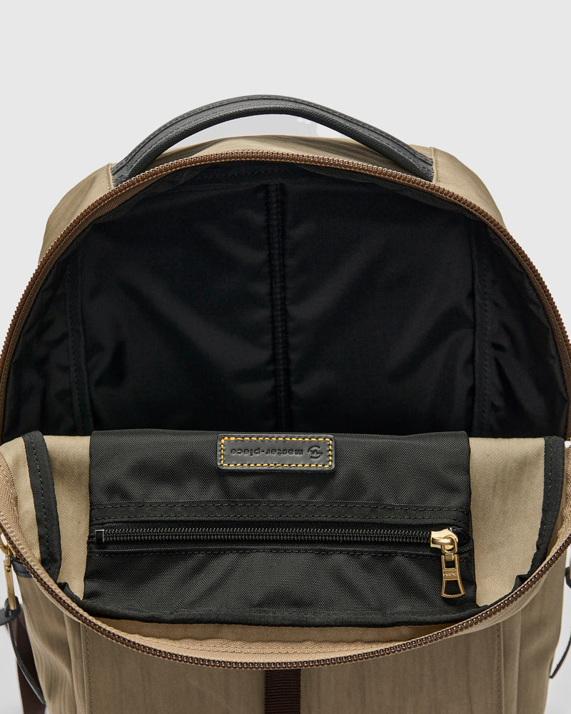 Link Backpack v2 in Beige