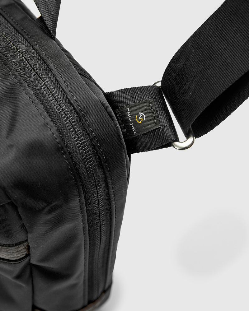 Progress Large Shoulder Carry Bag in Black