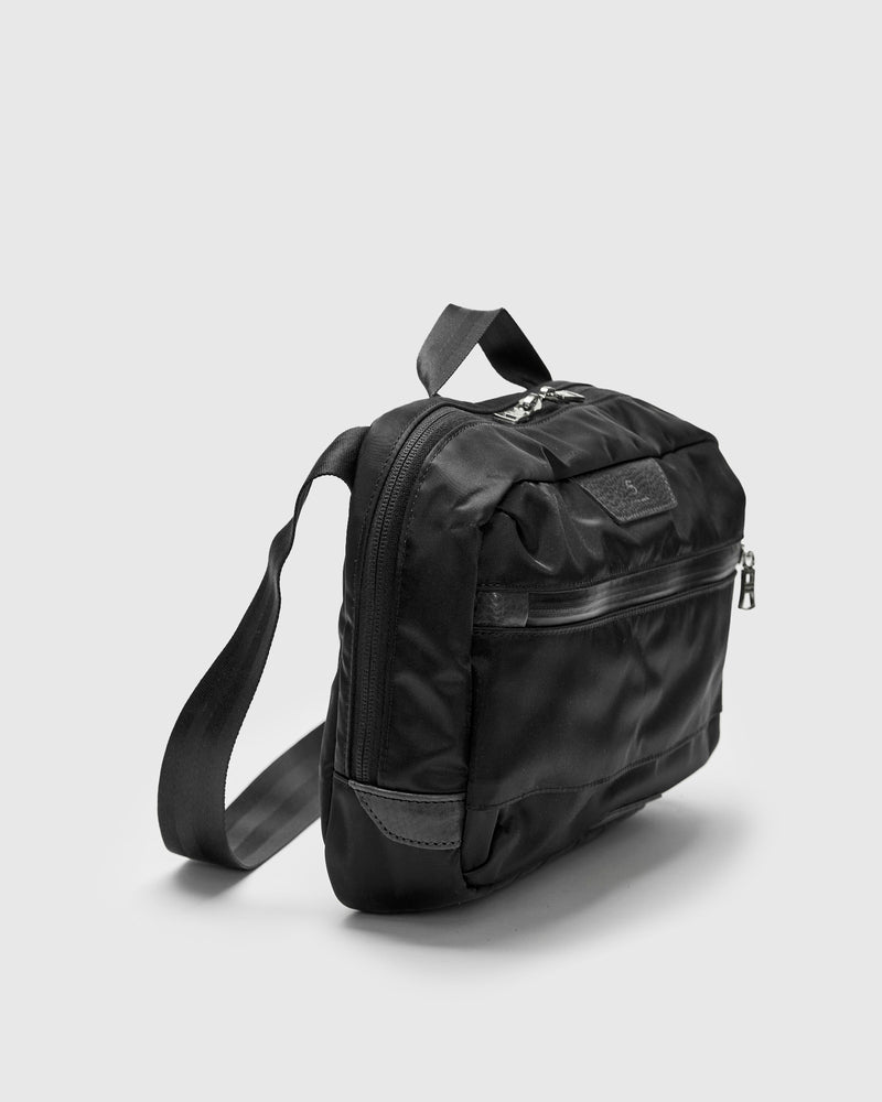 Progress Large Shoulder Carry Bag in Black