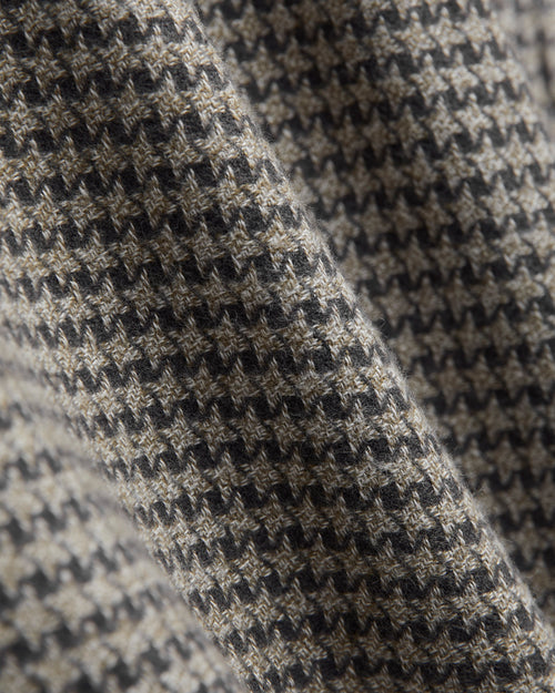 Abstract Pied Poule Button-Up Shirt in Charcoal