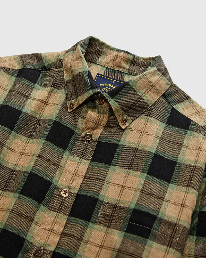 Bass Button-Up Shirt in Taupe