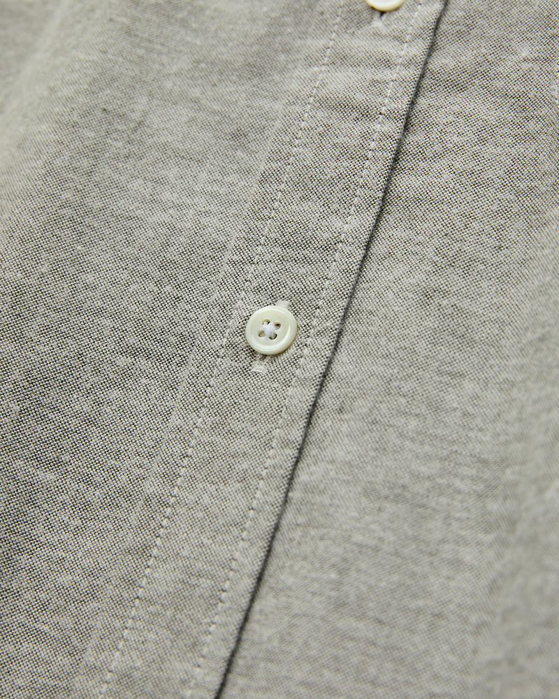 Brushed Oxford Button-Up Shirt in Moss Green