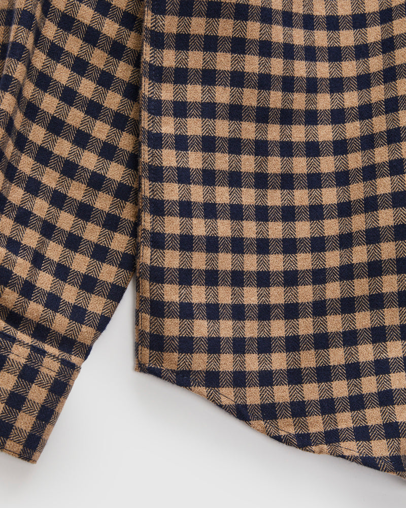 Roca Button-Up Shirt in Brown