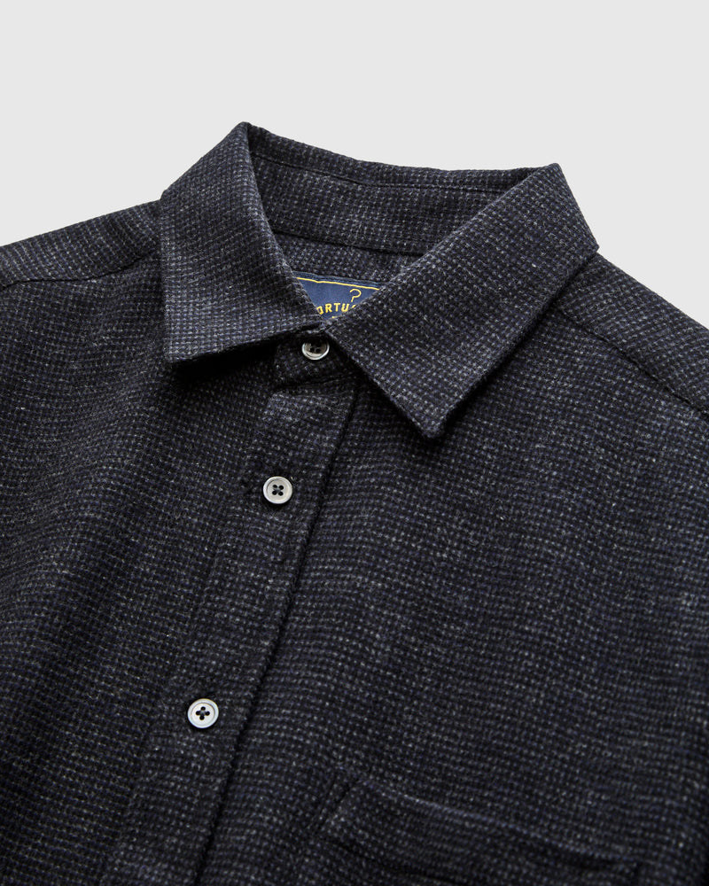 Sounds Button-Up Shirt in Grey